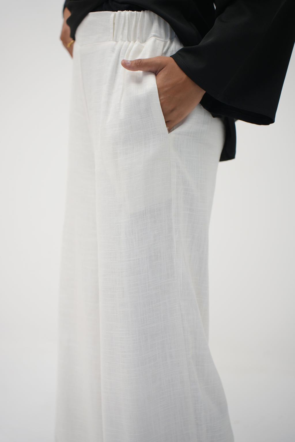 Nawara pants(white)